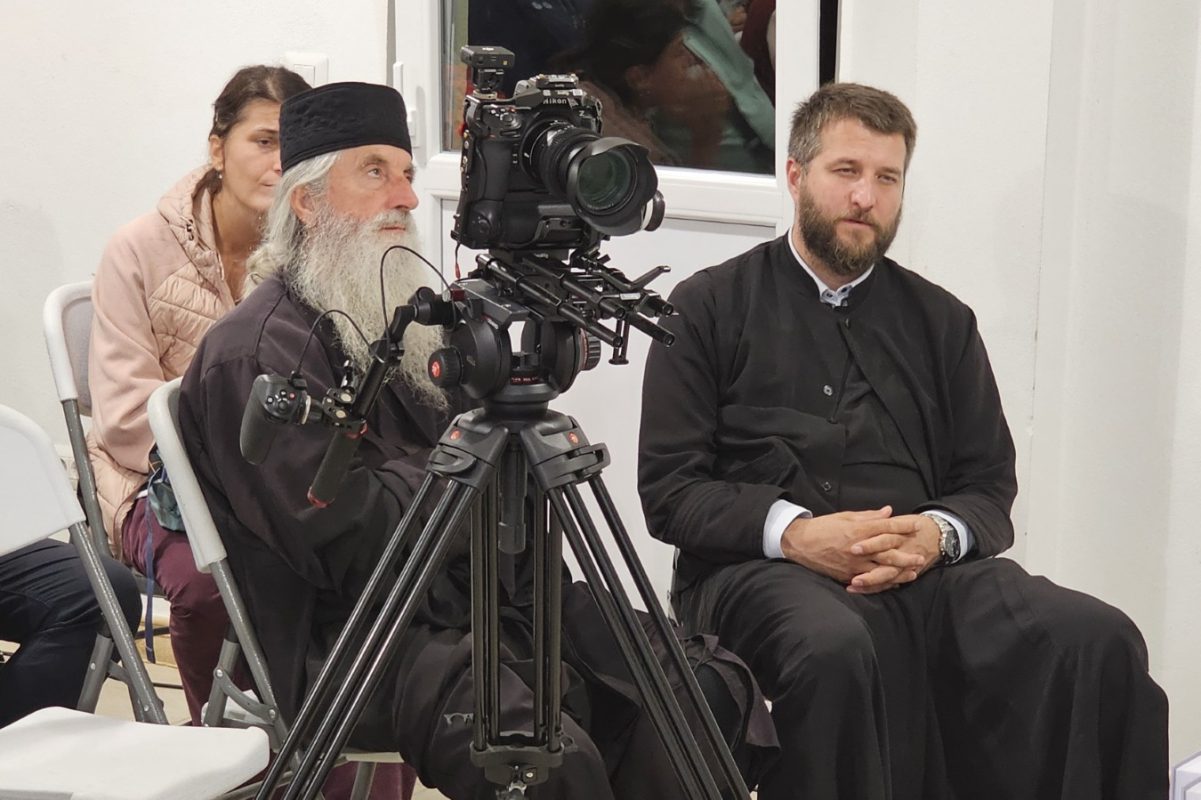 Promocija IK Maran ata u crkvi sv. Nikole u Starom Baru
